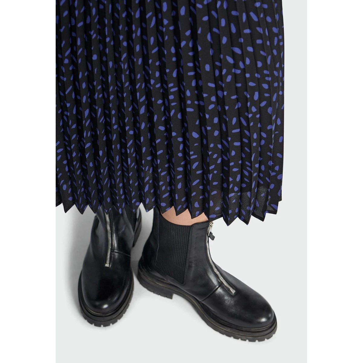 Robe Longue Plissée Pois Revisités 7 Robe Longue Plissée Pois Revisités – Image 7