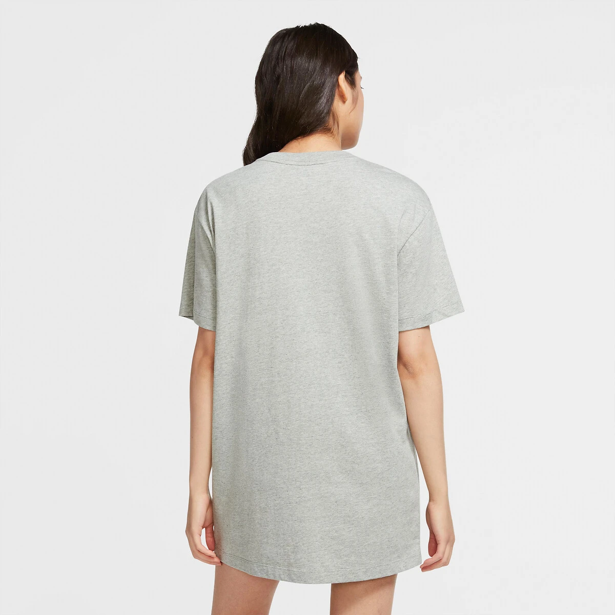 Nike Robe T-shirt Sportswear, Couple Ample 3 Nike Robe T-shirt Sportswear, Couple Ample – Image 3