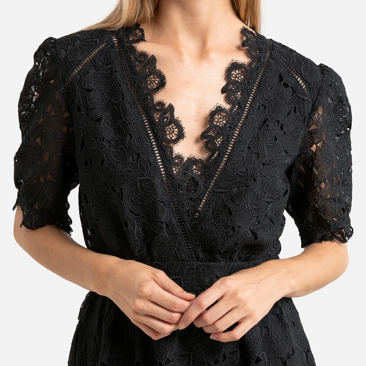 Suncoo Robe Courte évasée En Dentelle COROLLE 3 Suncoo Robe Courte évasée En Dentelle COROLLE – Image 3