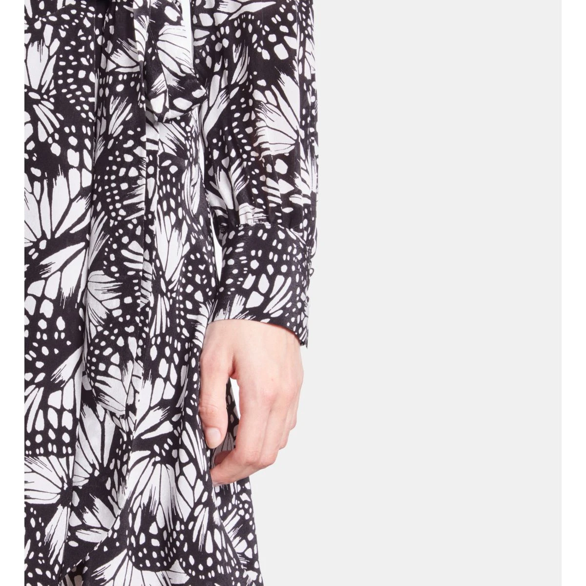 THE KOOPLES Robe Portefeuille Courte Imprimée Papillons 8 THE KOOPLES Robe Portefeuille Courte Imprimée Papillons – Image 8