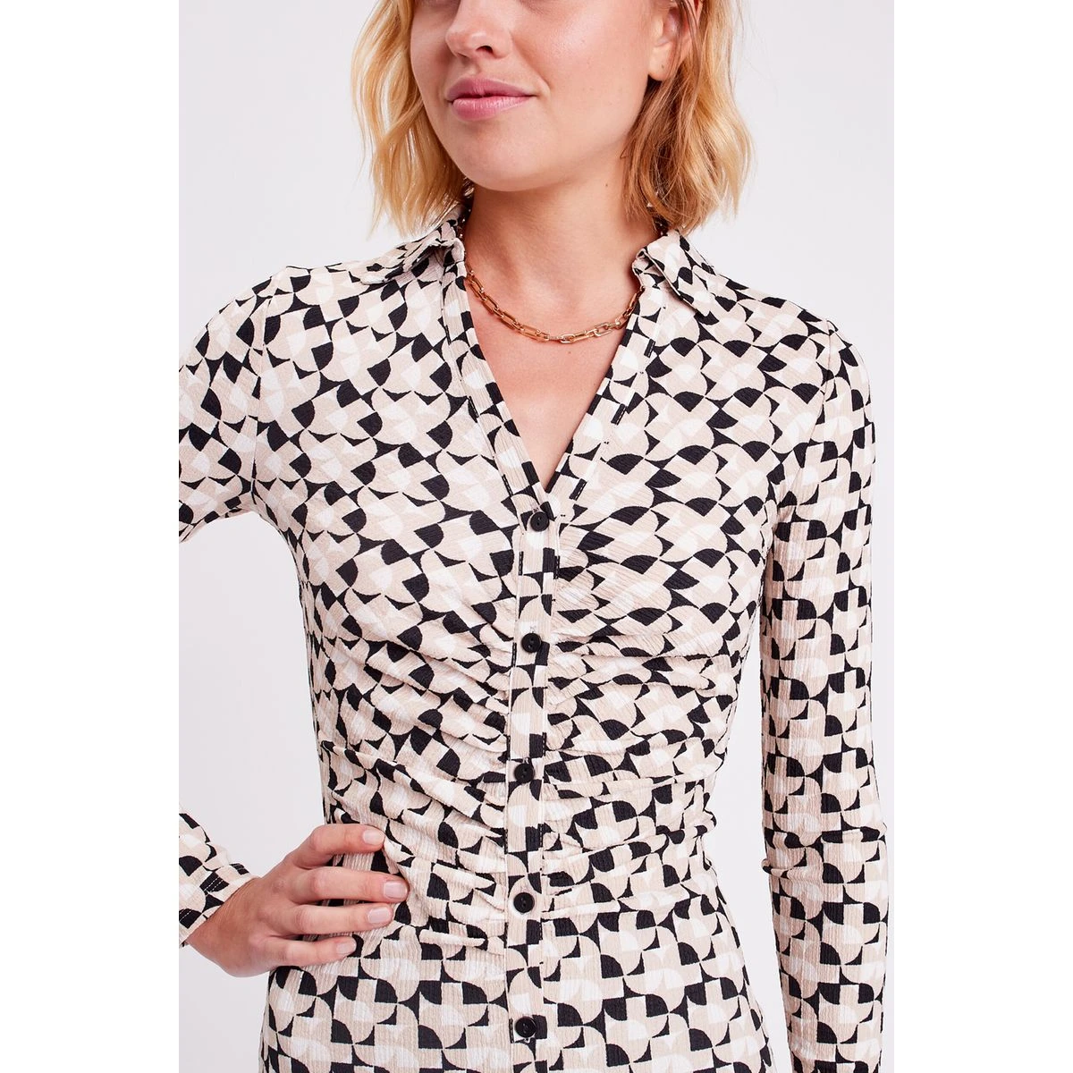 Robe Ajustée Froncée 12 Robe Ajustée Froncée – Image 12