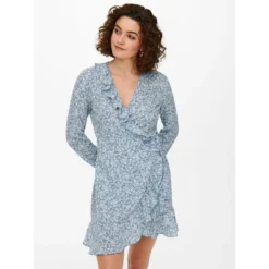 ONLY Robe Portefeuille Fleurie -Velousia Soldes Boutique 2438f53e2ffd1bef46daa4aa5e296a24