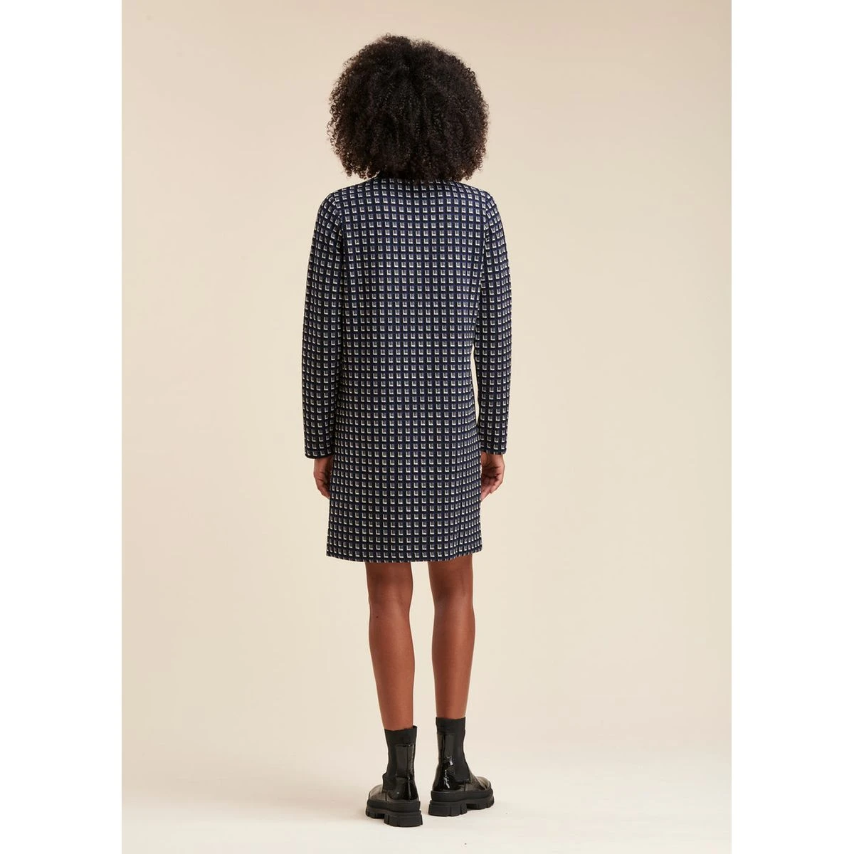 Robe Jersey Motifs Géométriques 3 Robe Jersey Motifs Géométriques – Image 3