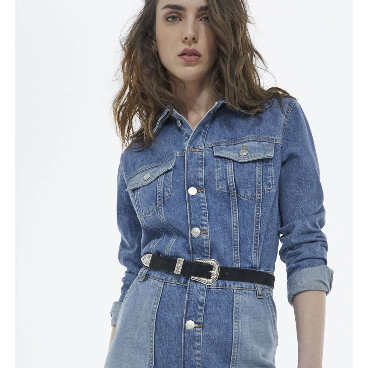 THE KOOPLES Robe Courte En Jean Délavé Boutonnée 9 THE KOOPLES Robe Courte En Jean Délavé Boutonnée – Image 9