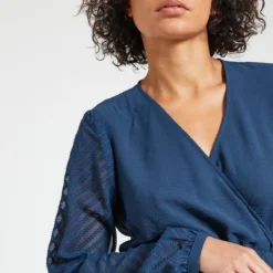 ONLY Robe Encolure V, Manches Longues -Velousia Soldes Boutique 51920d4c956f00b51b255cc414c2cc60