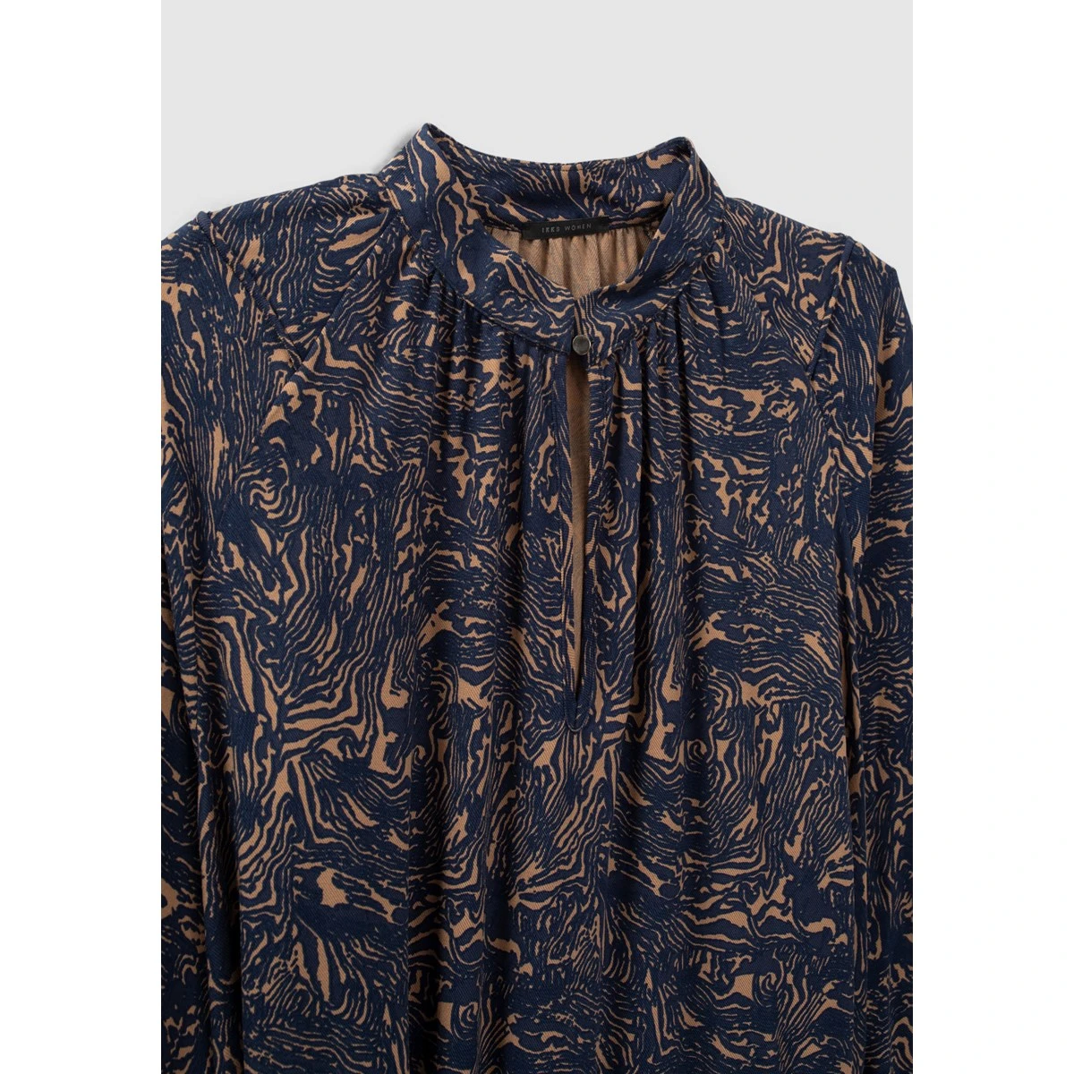 Ikks Robe Courte En Viscose Ecovero Imprimé Fantaisie 3 Ikks Robe Courte En Viscose Ecovero Imprimé Fantaisie – Image 3