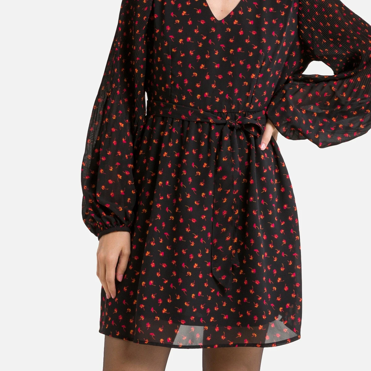 ONLY Robe Encolure V, Imprimé Floral 3 ONLY Robe Encolure V, Imprimé Floral – Image 3