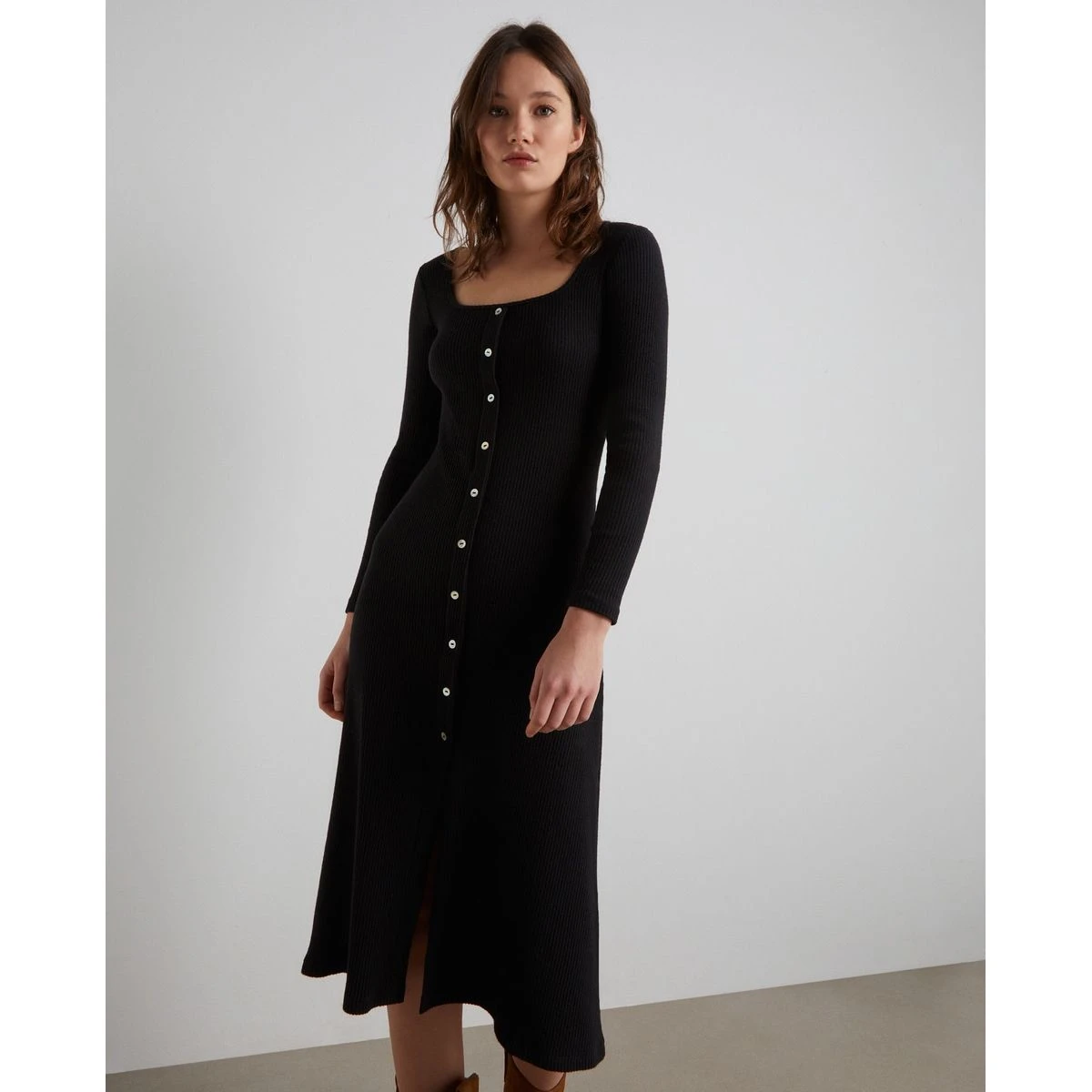 Robe Côtelée Col En U 6 Robe Côtelée Col En U – Image 6