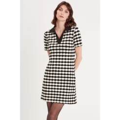 Robe Droite Col Polo -Velousia Soldes Boutique 97628f8ab24f5965711ca6eb0af138ff