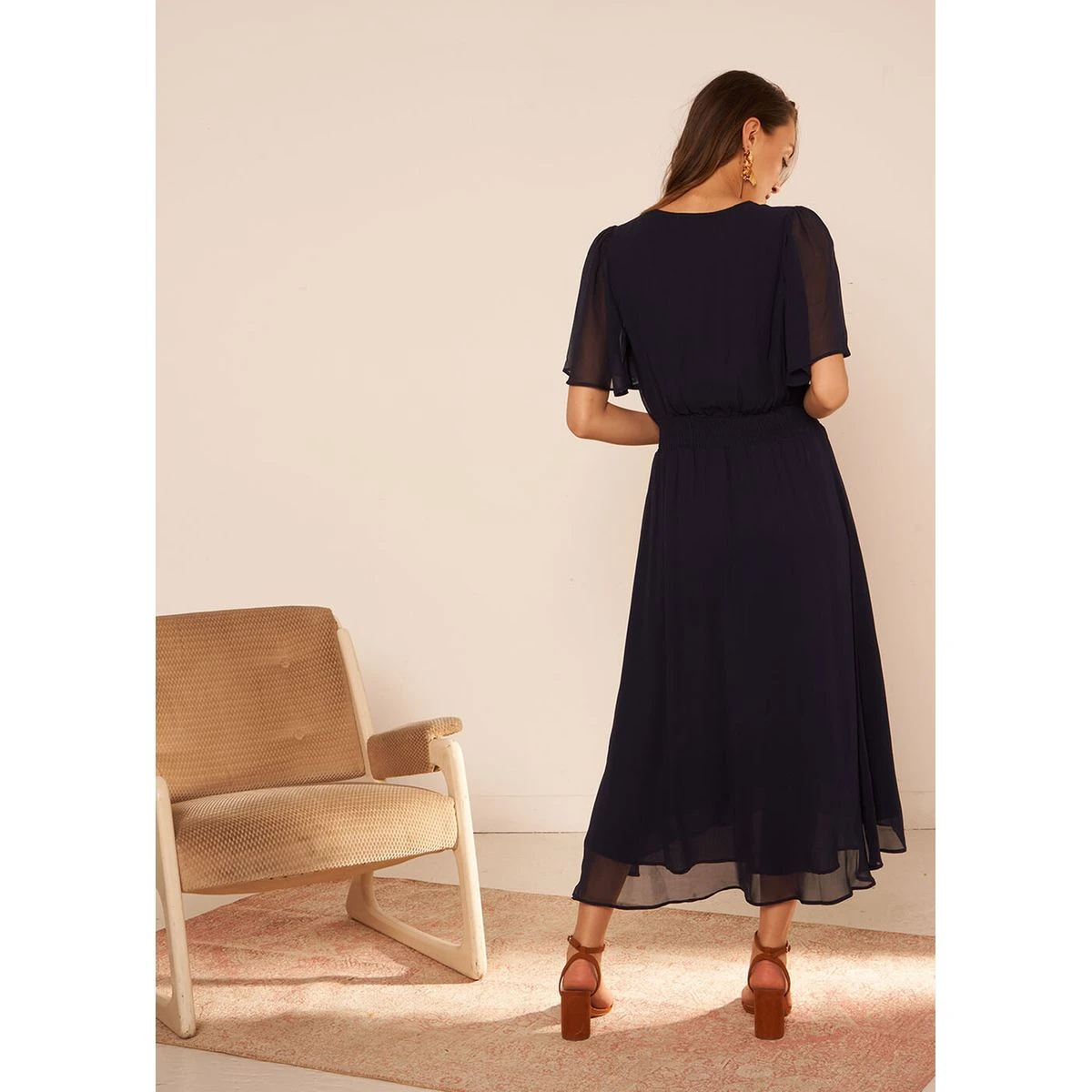 Robe Midi Avec Manches Volantées 4 Robe Midi Avec Manches Volantées – Image 4