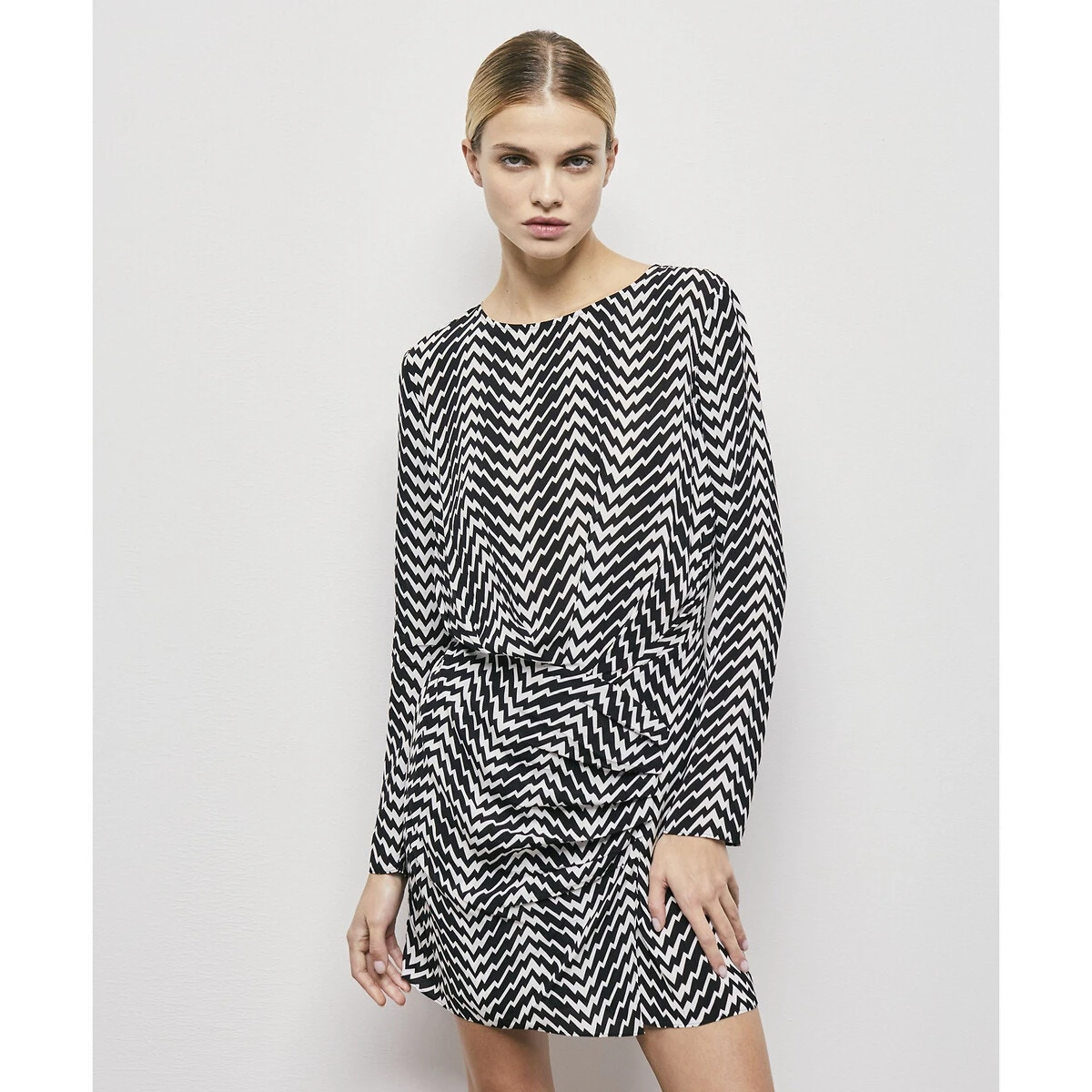 THE KOOPLES Robe Courte Imprimée, Manches Longues 8 THE KOOPLES Robe Courte Imprimée, Manches Longues – Image 8