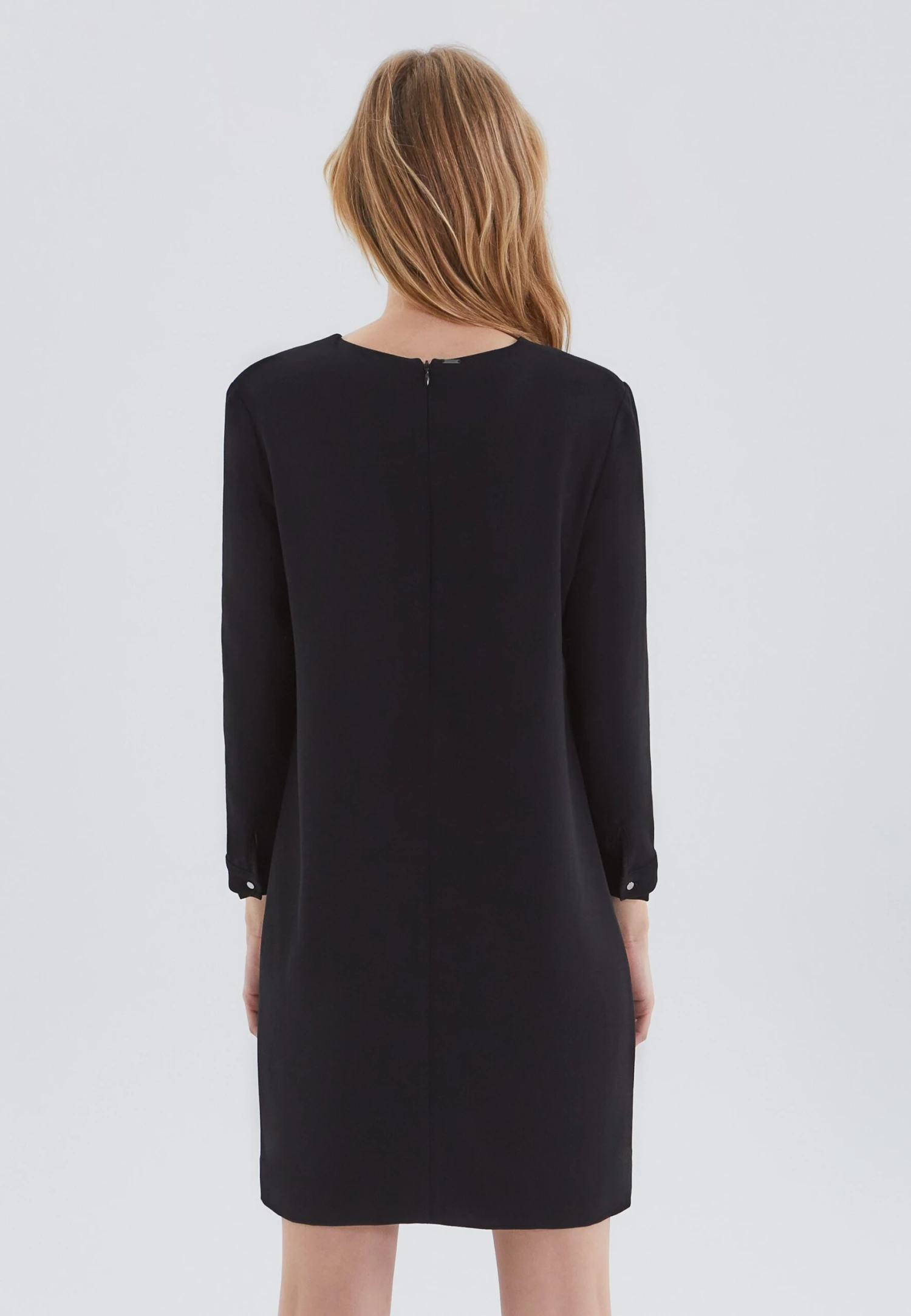 Ikks Robe Avec Gourmette Métal Devant 2 Ikks Robe Avec Gourmette Métal Devant – Image 2