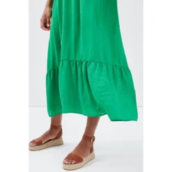 Robe Longue évasée Volantée -Velousia Soldes Boutique c694b1477728f7a85580e18051891d90