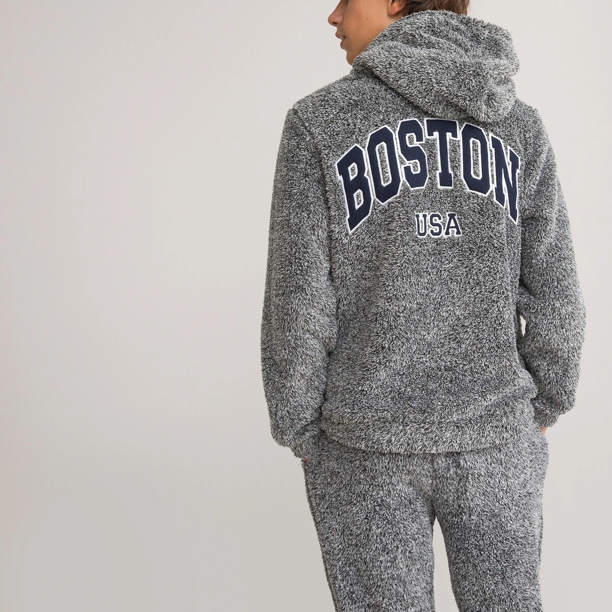 Robe De Chambre à Capuche En Maille Douce 9 Robe De Chambre à Capuche En Maille Douce – Image 9