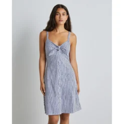 Robe Courte à Bretelles Avec N?ud Sur La Poitrine -Velousia Soldes Boutique ed86f2fdc91cd4eadf658284c2b6be1a