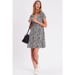 Robe Droite Manches Courtes -Velousia Soldes Boutique f568a27f0eb4c85702aa18cec24bff87