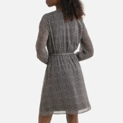 ONLY Robe Courte Fleurie, Col V 37 ONLY Robe Courte Fleurie, Col V -Velousia Soldes Boutique f7763ee7e14263324aa6880197612ca4